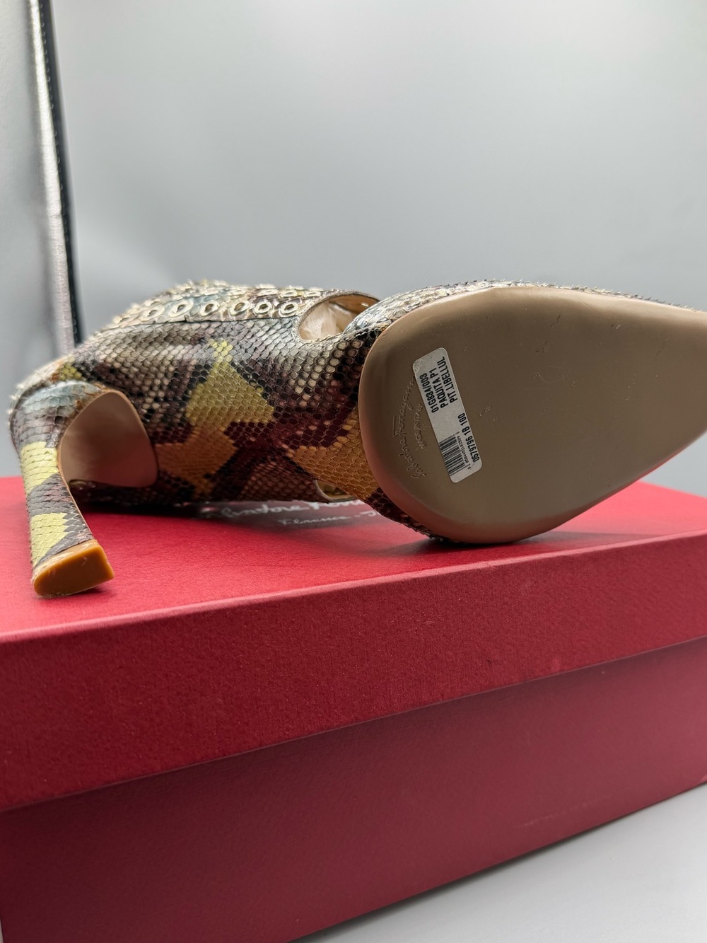 Salvatore Ferragamo Yellow Snake-Skin Studded Pointed Toe Mule - Picture 2 of 4